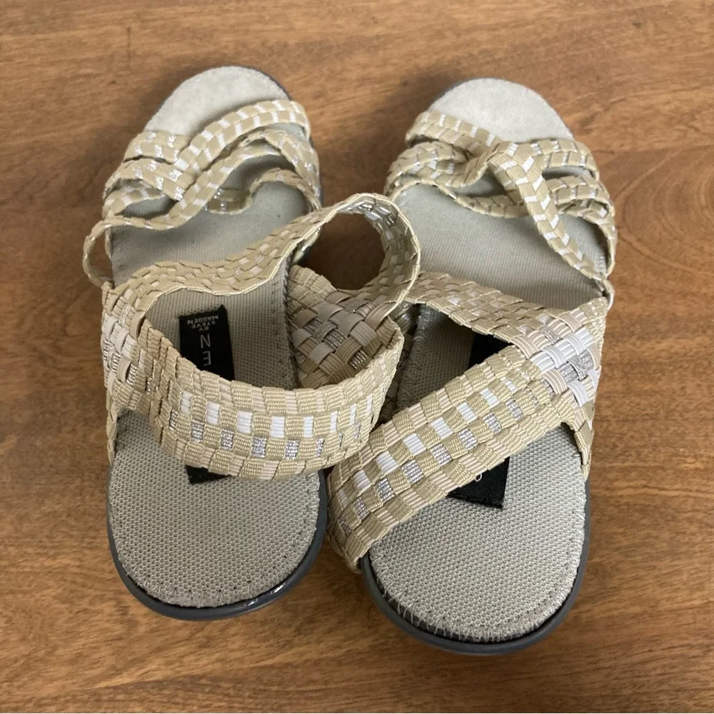 5/$15 Steven by Steve Madden Tan, Silver, & White Weave-like Sandals